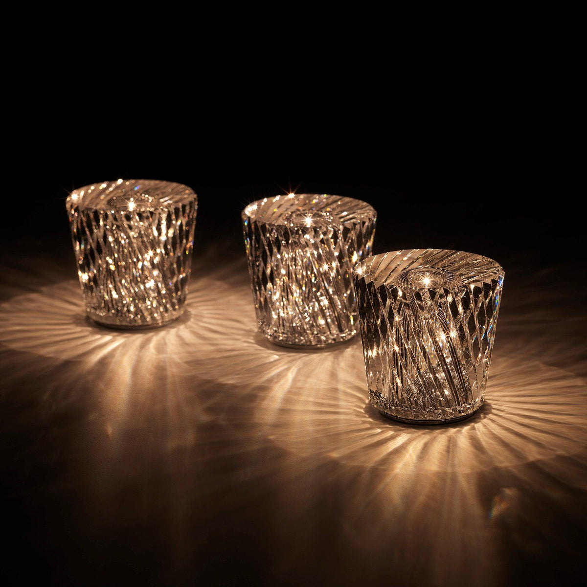 Becrux Table Lamp in crystal for Living Room by AUVIELIGHT