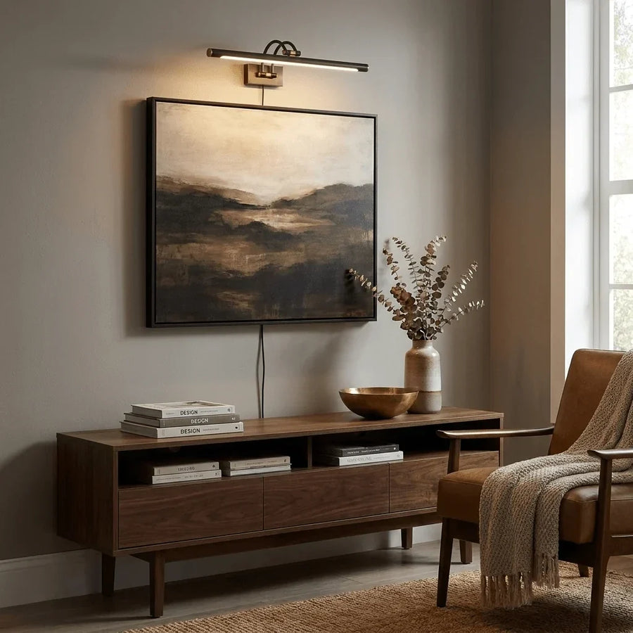 Artwork Display Curved Picture Light in brass for Living Room by AUVIELIGHT