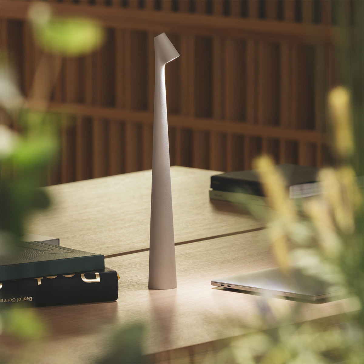 Africa Table Lamp for Living Room by AUVIELIGHT