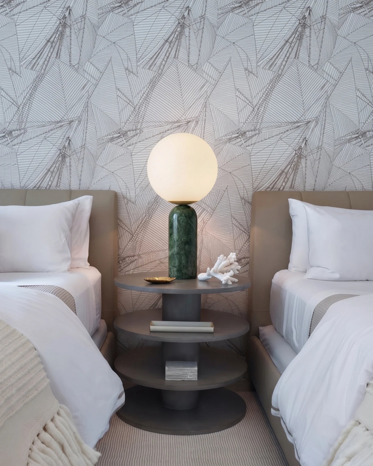 Column Globe Table Lamp in alabaster for Living Room by AUVIELIGHT