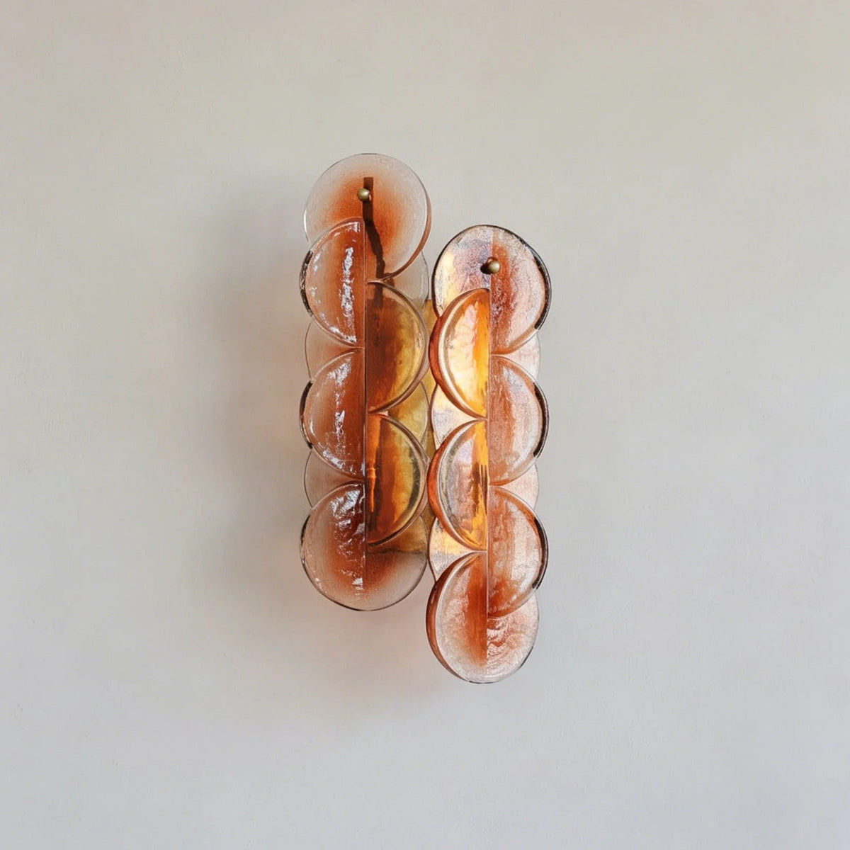 Interlocking Disc Wall Sconce in amber for Hallway by AUVIELIGHT, Dia 20cm x H 40cm / ∅ 7.9″ x H 15.7″ / Amber