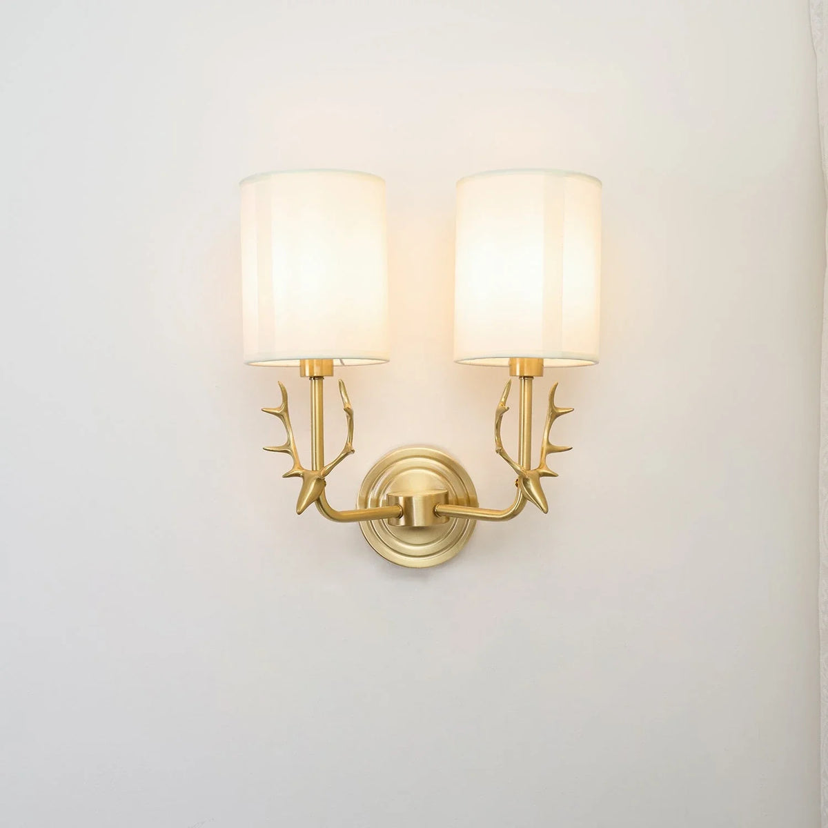 Antler Wall Sconce in brass for Hallway by AUVIELIGHT