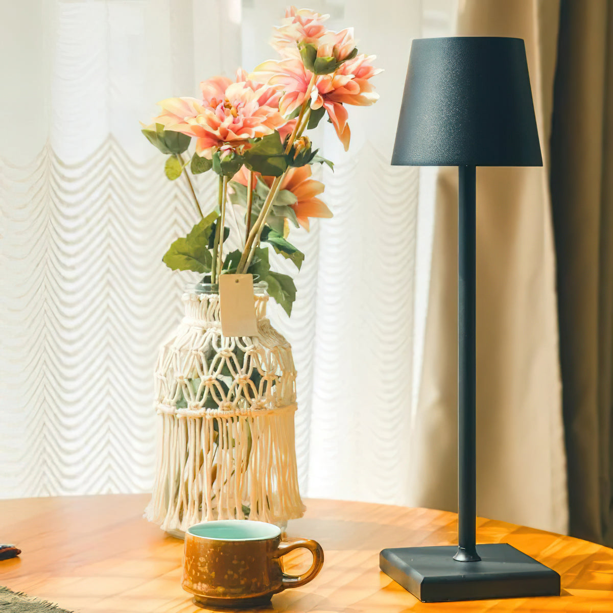 Apex Table Lamp for Living Room by AUVIELIGHT