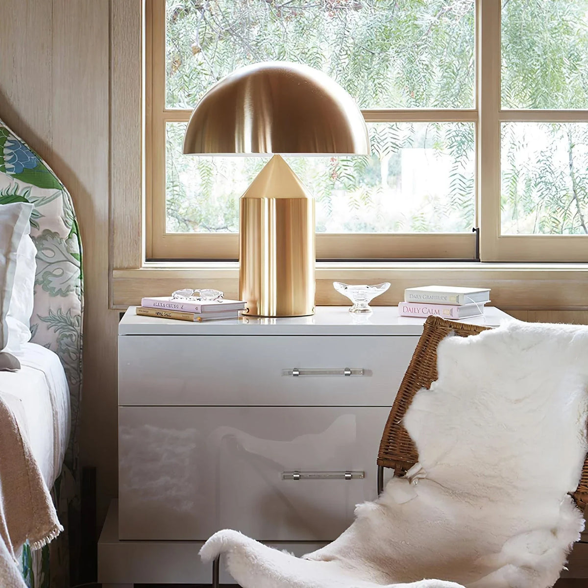 Atollo Table Lamp in metal for Living Room by AUVIELIGHT