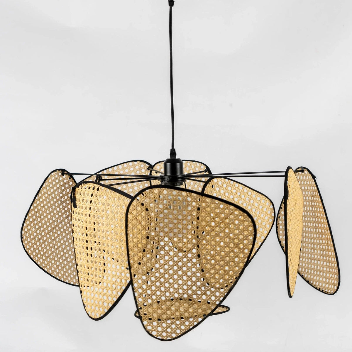Bamboo Screen Chandelier in rattan for Dining Room by AUVIELIGHT