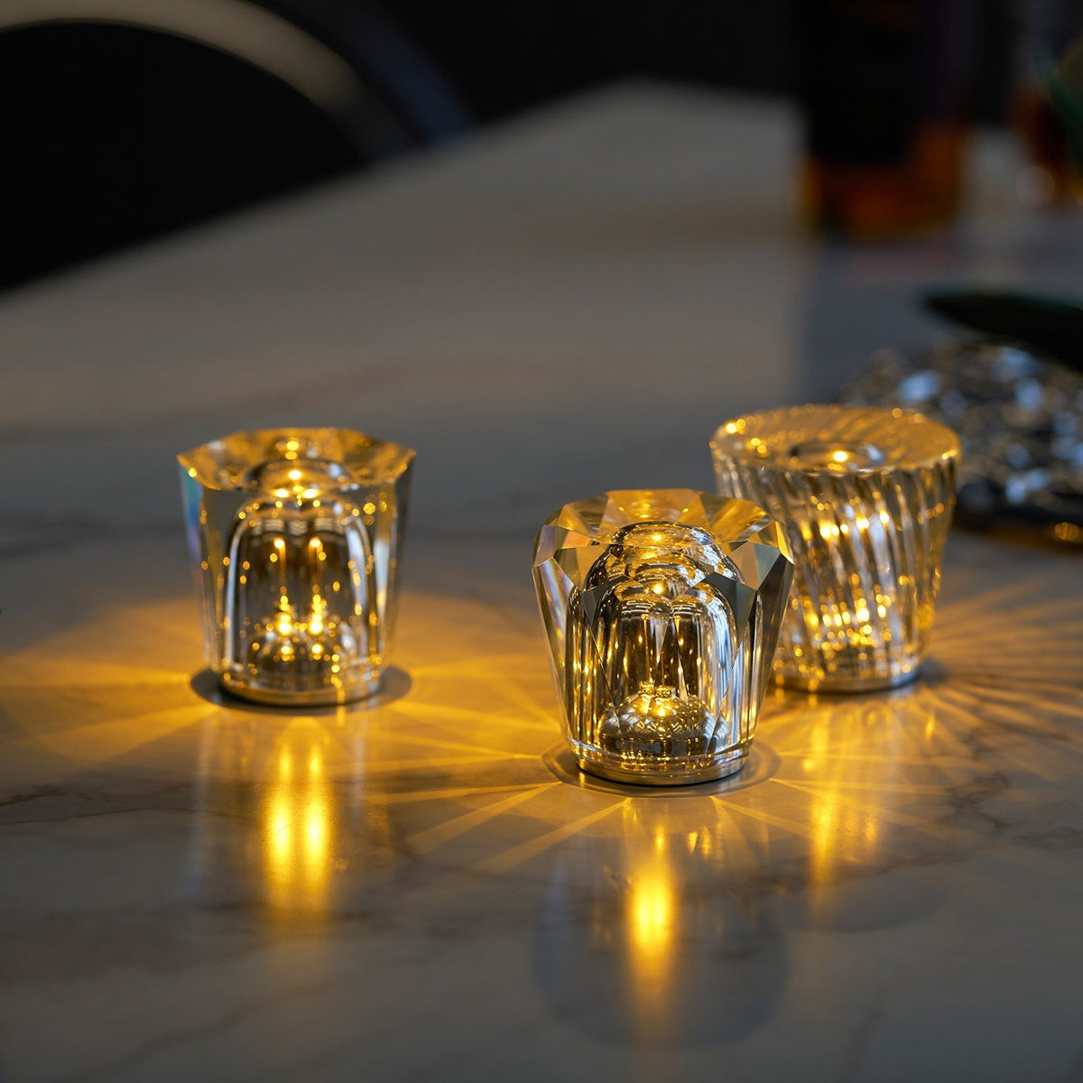 Becrux Table Lamp in crystal for Living Room by AUVIELIGHT