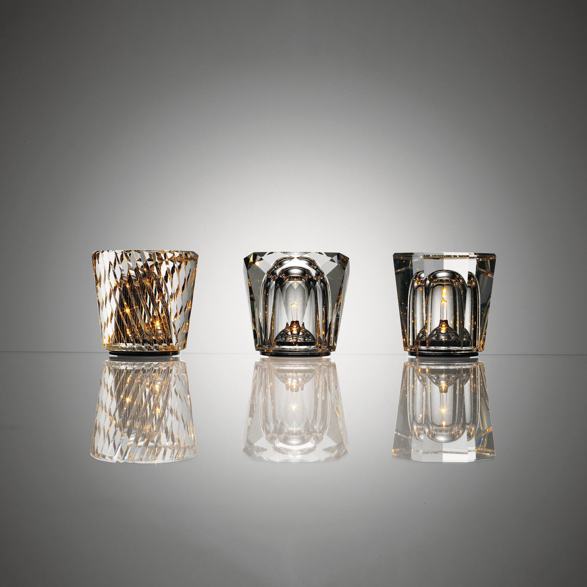 Becrux Table Lamp in crystal for Living Room by AUVIELIGHT