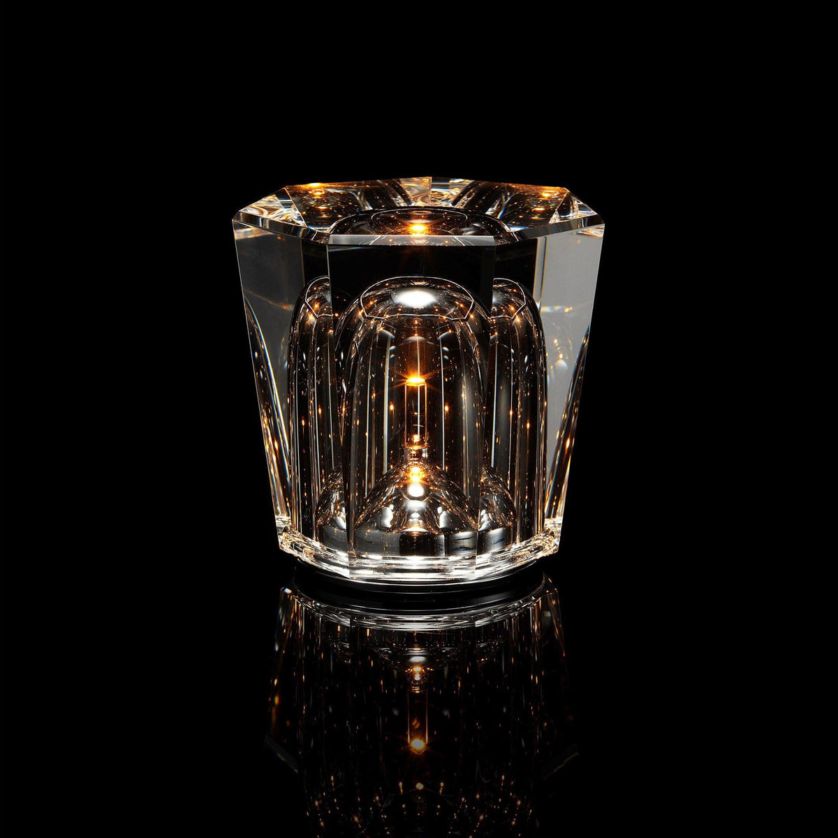 Becrux Table Lamp in crystal for Living Room by AUVIELIGHT