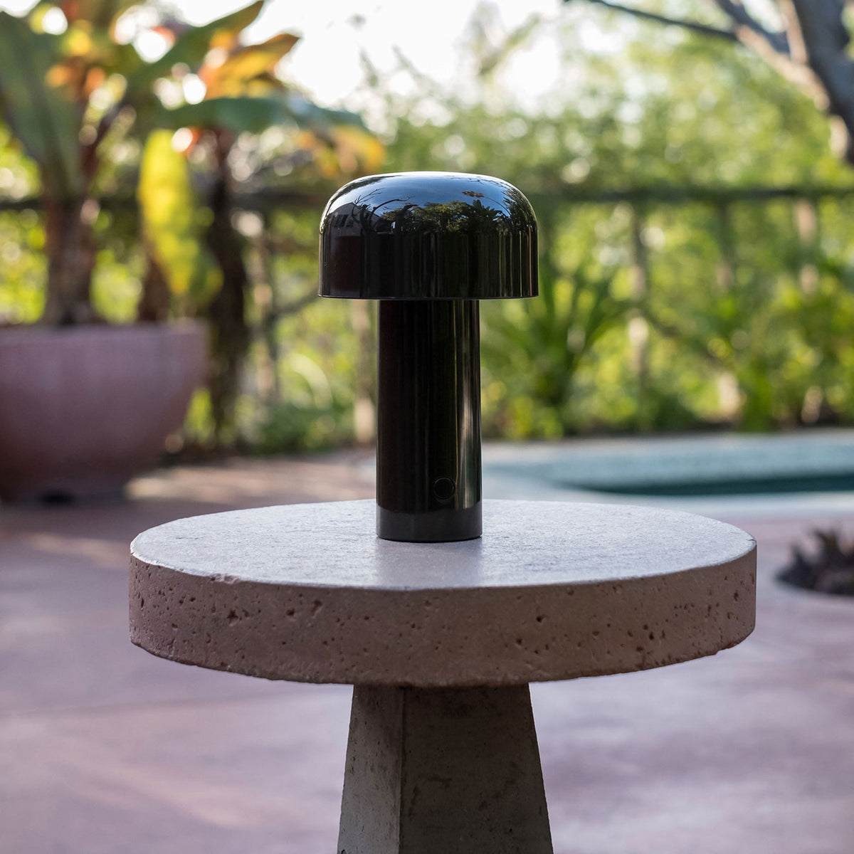 Bellhop Table Lamp for Living Room by AUVIELIGHT