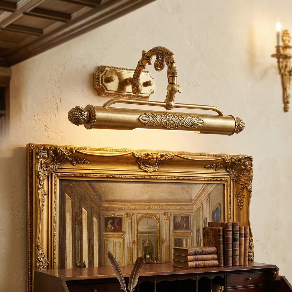 Castello Ornate Picture Light in brass for Living Room by AUVIELIGHT