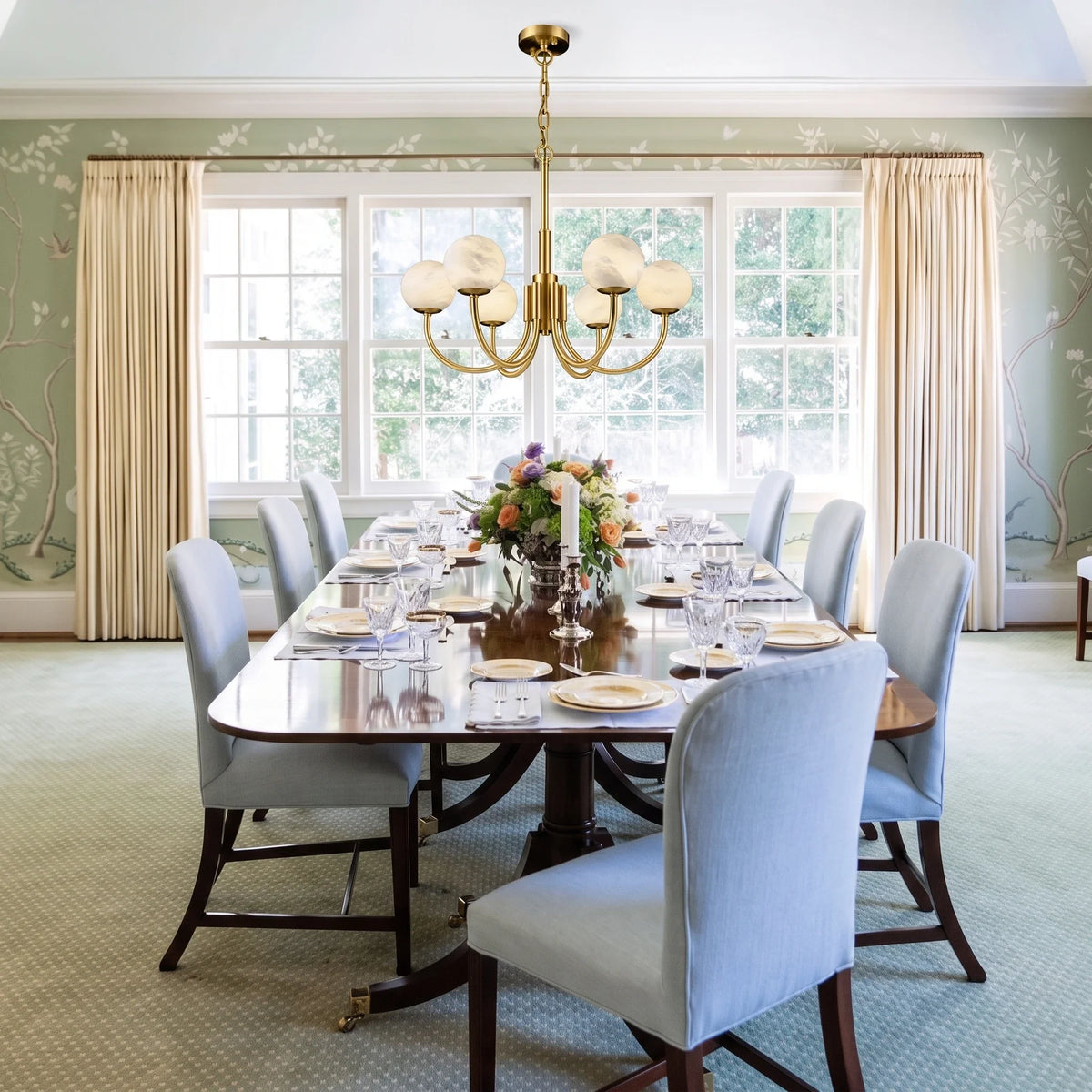 Curved Chandelier in alabaster for Dining Room by AUVIELIGHT