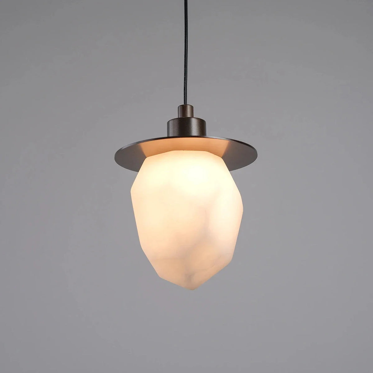 Faceted Pendant Light in alabaster for Kitchen Island by AUVIELIGHT, Dia 12.5cm x H 15cm / ∅ 4.9″ x H 5.9″ / White / Warm White