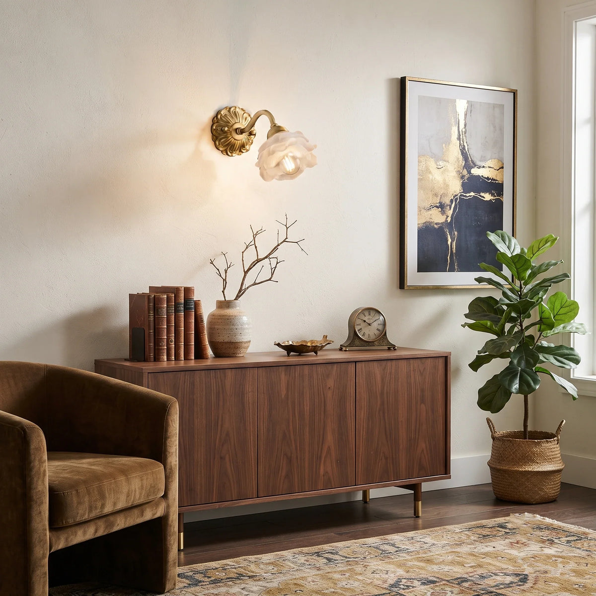 Floral Wall Sconce in brass for Hallway by AUVIELIGHT
