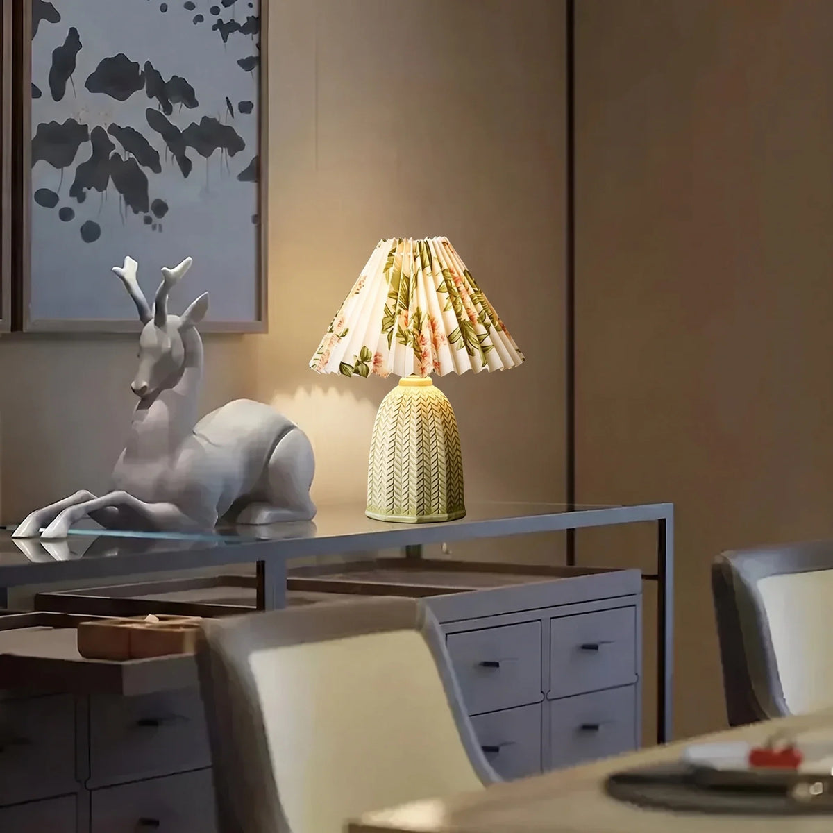 Floral Pleated Table Lamp in ceramic for Living Room by AUVIELIGHT