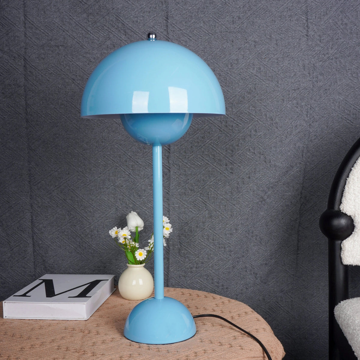 Flowerpot VP3 Table Lamp for Living Room by AUVIELIGHT