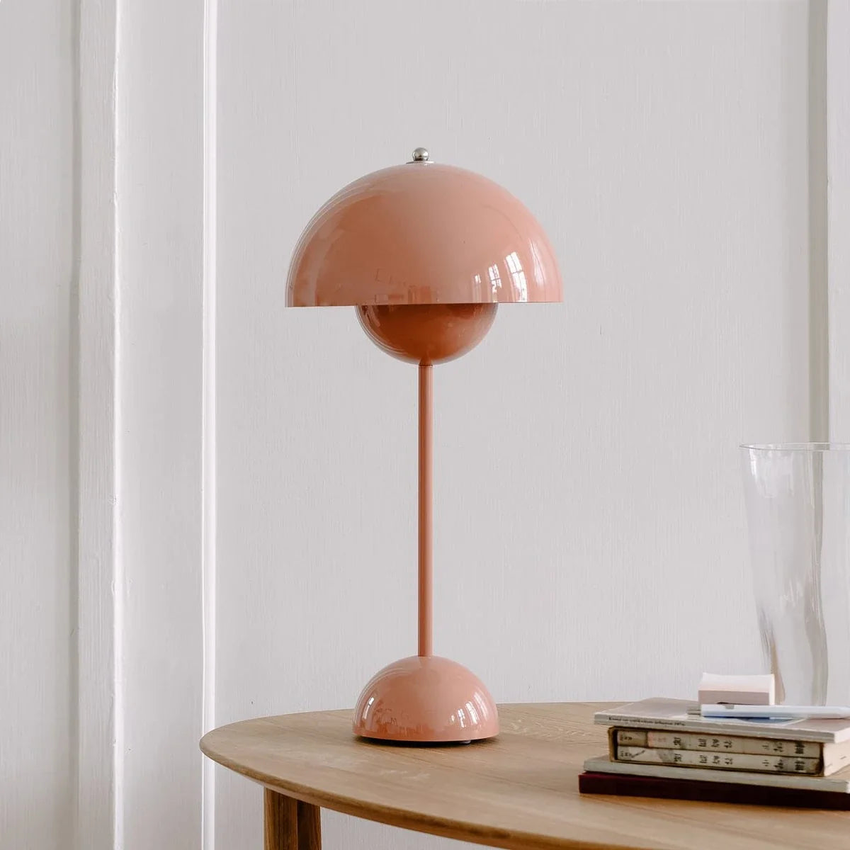 Flowerpot VP3 Table Lamp for Living Room by AUVIELIGHT