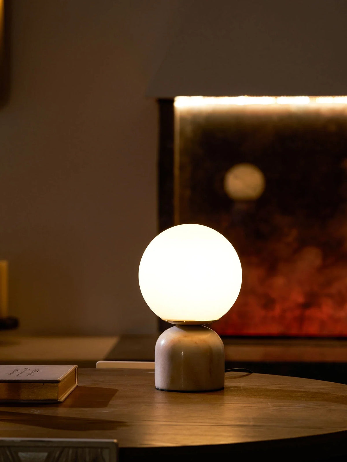 Globe Table Lamp in frosted glass for Living Room by AUVIELIGHT