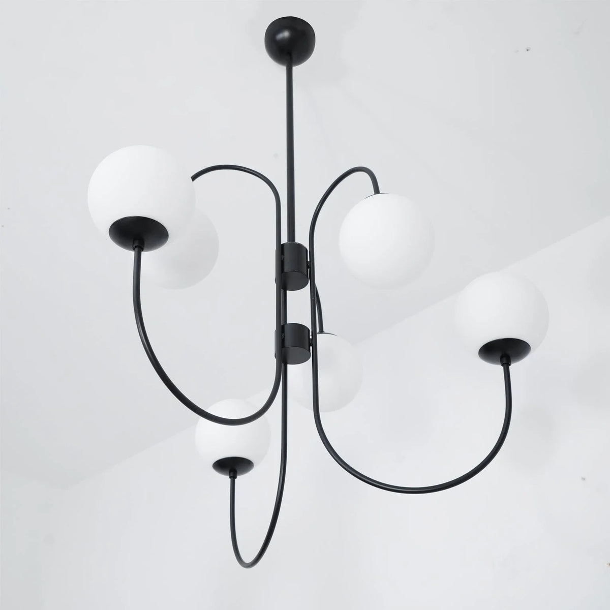 Globe Chandelier in glass for Dining Room by AUVIELIGHT