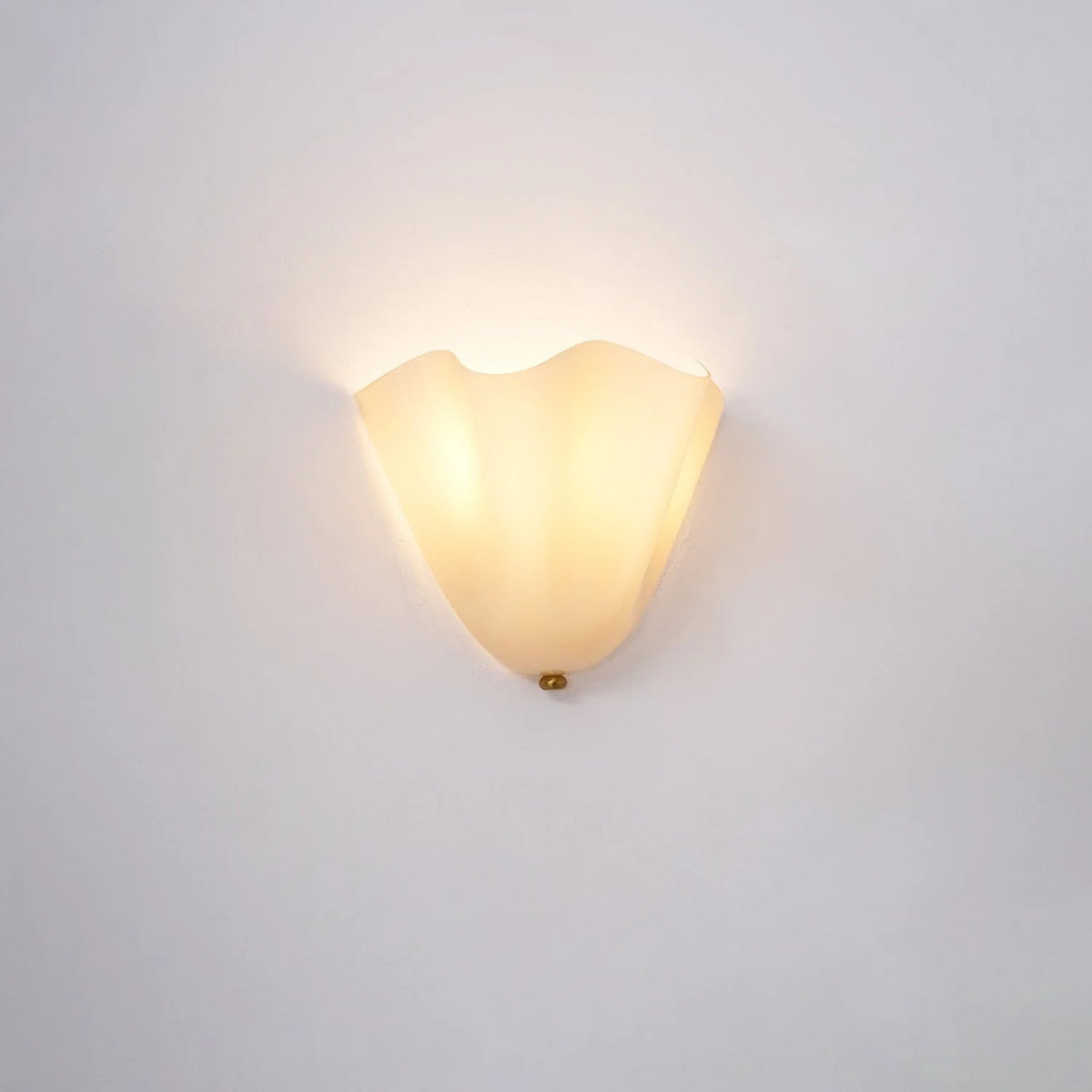 Petal Wall Sconce in glass for Hallway by AUVIELIGHT, L 11" x H 10" x W 5.1" / Beige