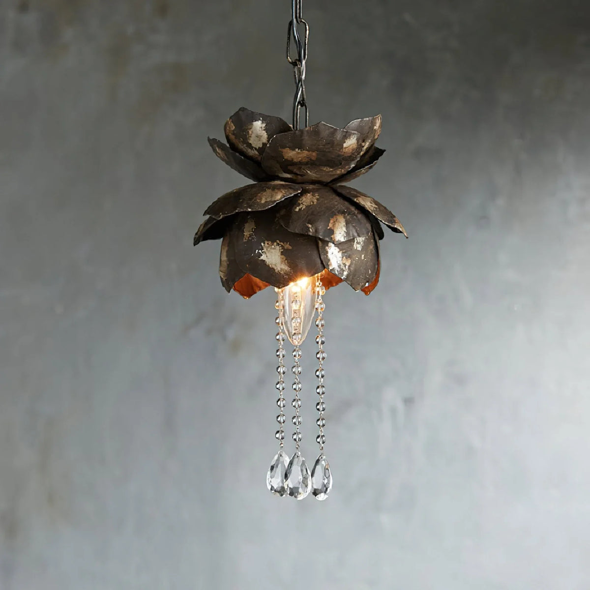 Lotus Pendant Light in iron for Kitchen Island by AUVIELIGHT