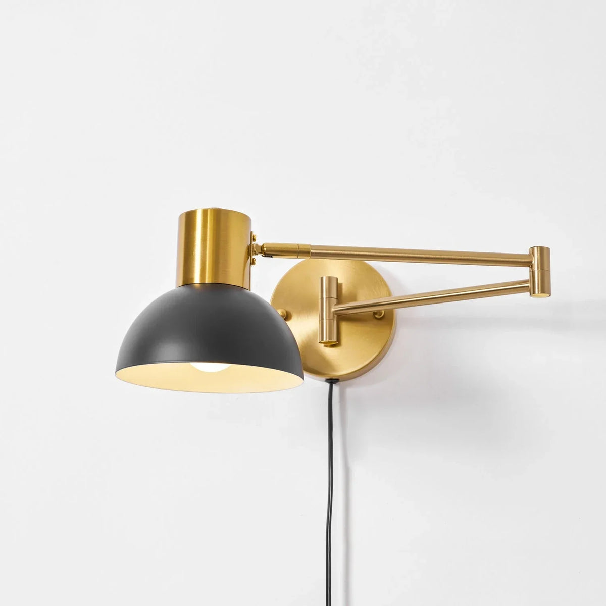 Modern Wall Sconce in metal for Hallway by AUVIELIGHT, Model B L 14.6" x H 5.9" / L 37cm x H 15cm / Black & Gold / AU Plug and 3 other sizes