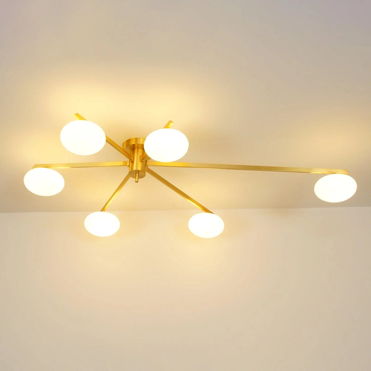 Modern Chandelier in brass for Dining Room by AUVIELIGHT