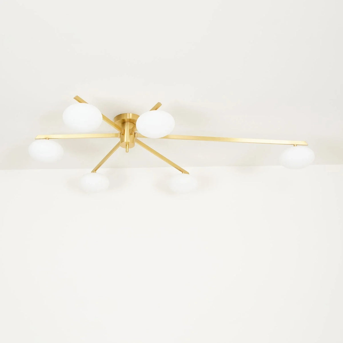 Modern Chandelier in brass for Dining Room by AUVIELIGHT, 6 heads ∅ 45.3"x H 7.1"/ 115cm x H 18cm / Brass & White