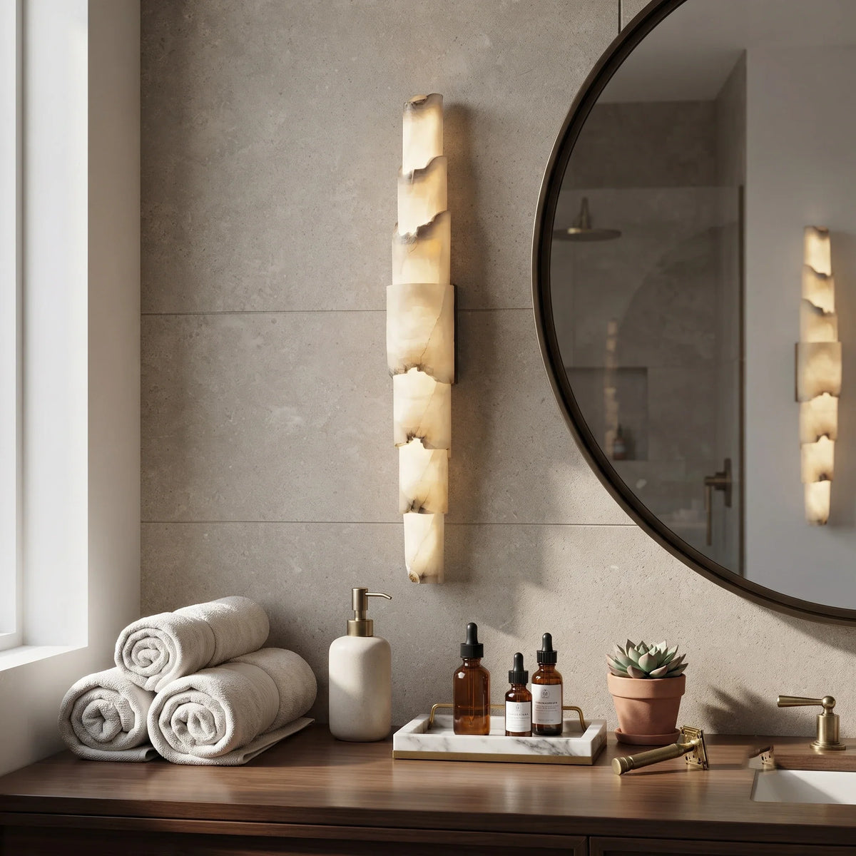 Veined Wall Light in natural alabaster for Hallway by AUVIELIGHT