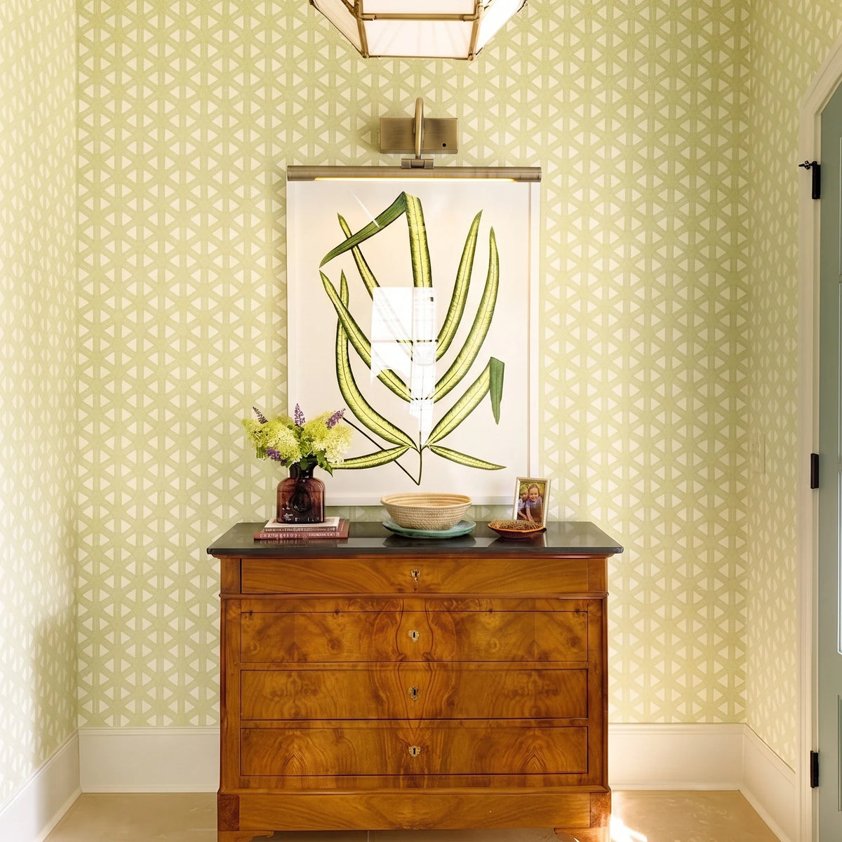 Swivel Wall Light in brass for Hallway by AUVIELIGHT