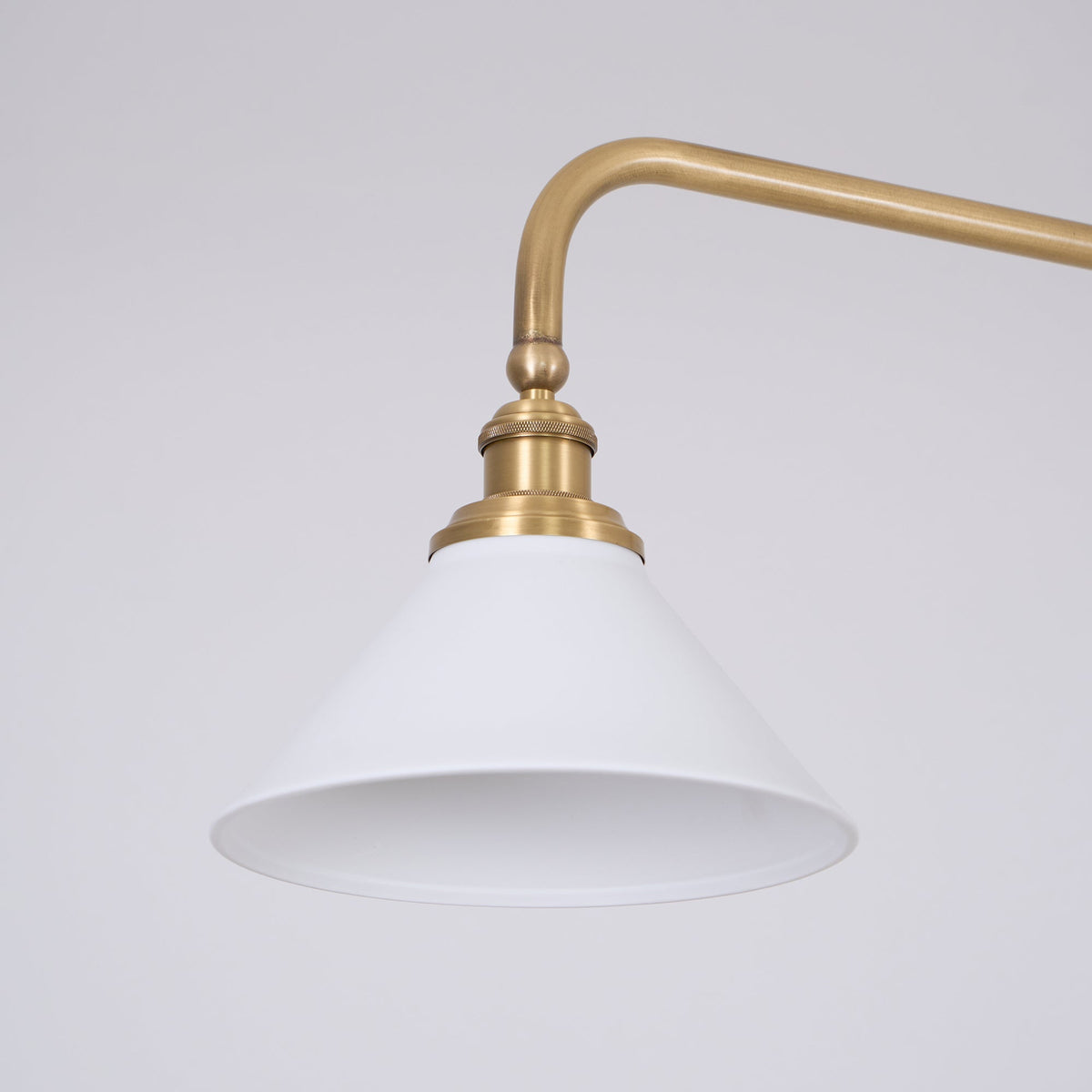 Symmetric Taper Bar Pendant Light for Kitchen Island by AUVIELIGHT