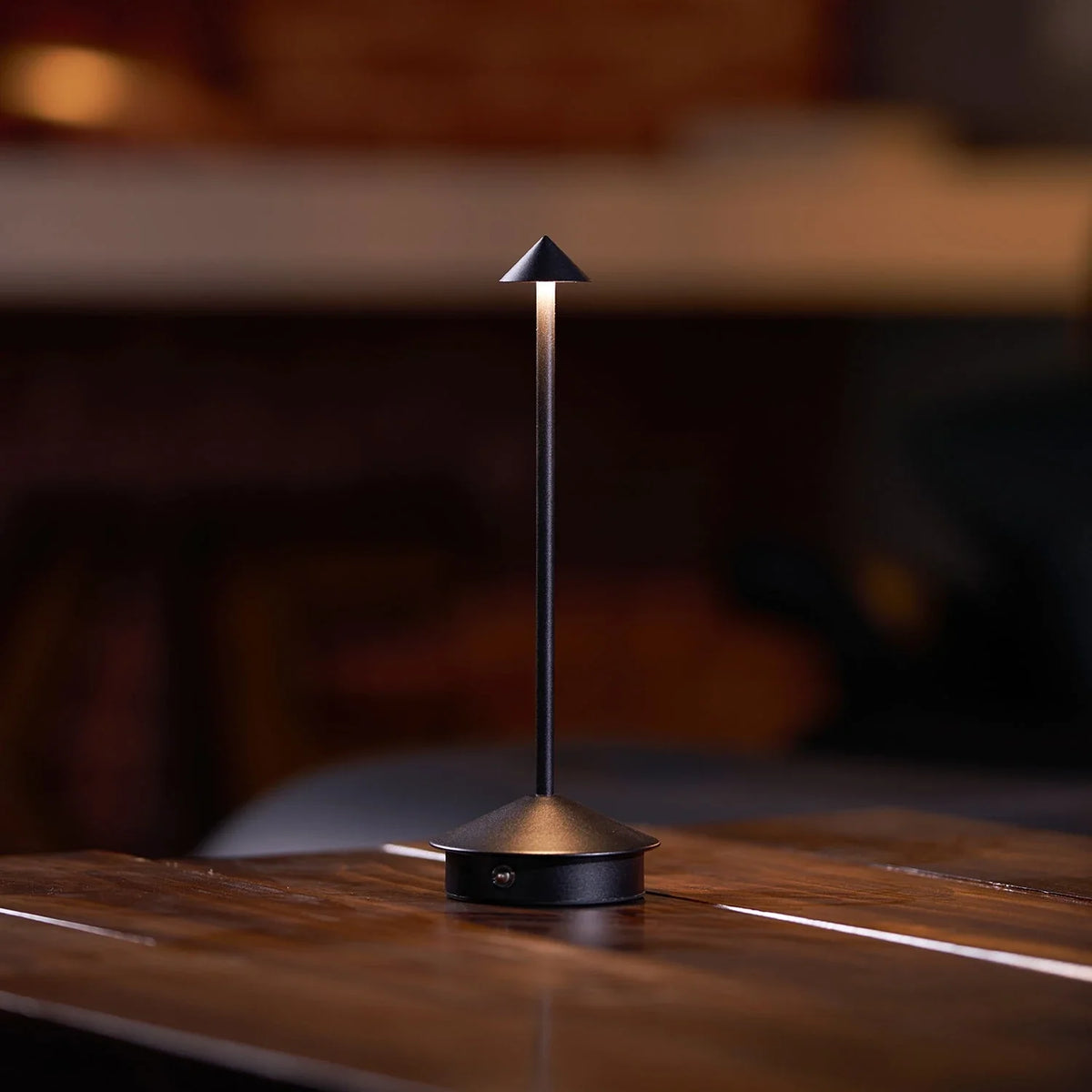Verve Wireless Lamp for Living Room by AUVIELIGHT