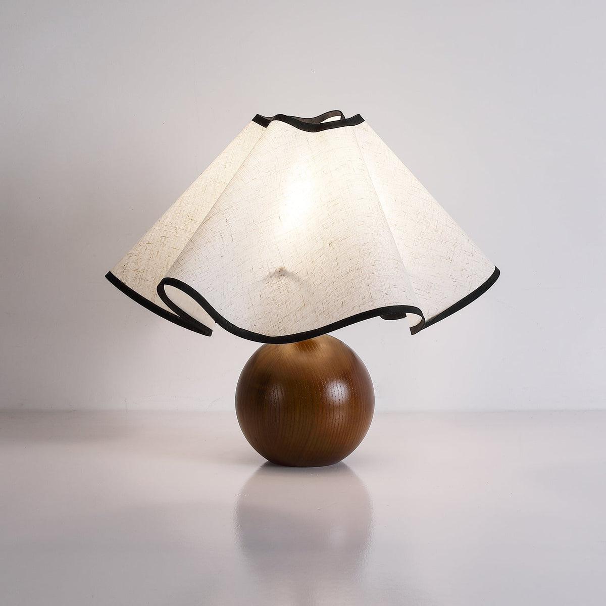 Wavecrest Table Lamp for Living Room by AUVIELIGHT, ∅ 15" × H 12.6" (38 × 32 cm) / Walnut wood & Beige / AU Plug and 3 other sizes