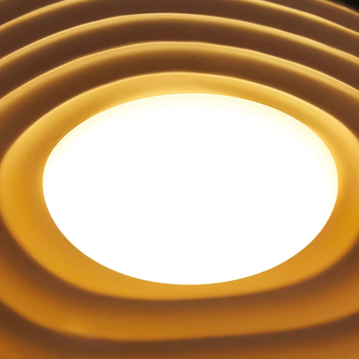 Resin Wavy Pendant Light for Kitchen Island by AUVIELIGHT