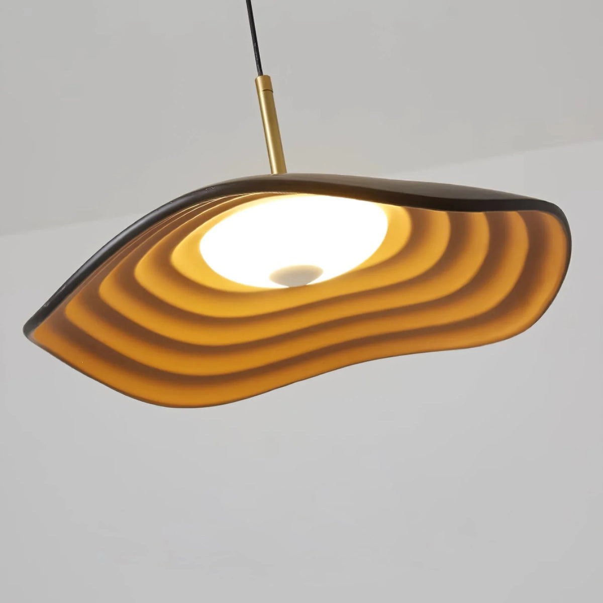 Resin Wavy Pendant Light for Kitchen Island by AUVIELIGHT