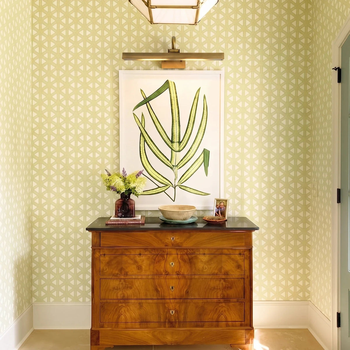 Architectural Picture Light in antique brass for Living Room by AUVIELIGHT