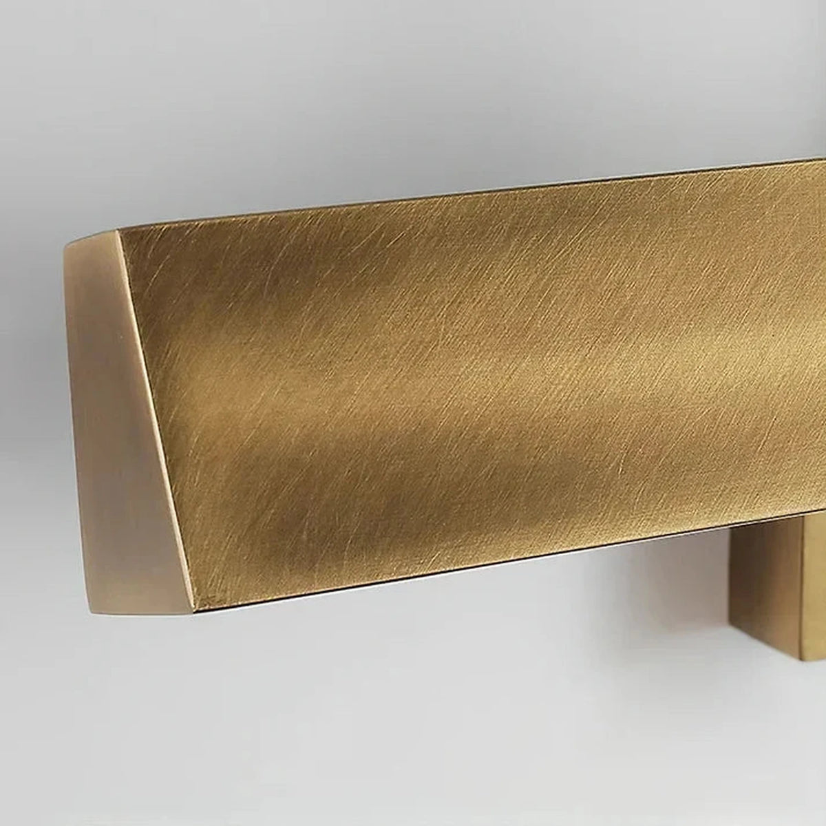 Architectural Picture Light in antique brass for Living Room by AUVIELIGHT