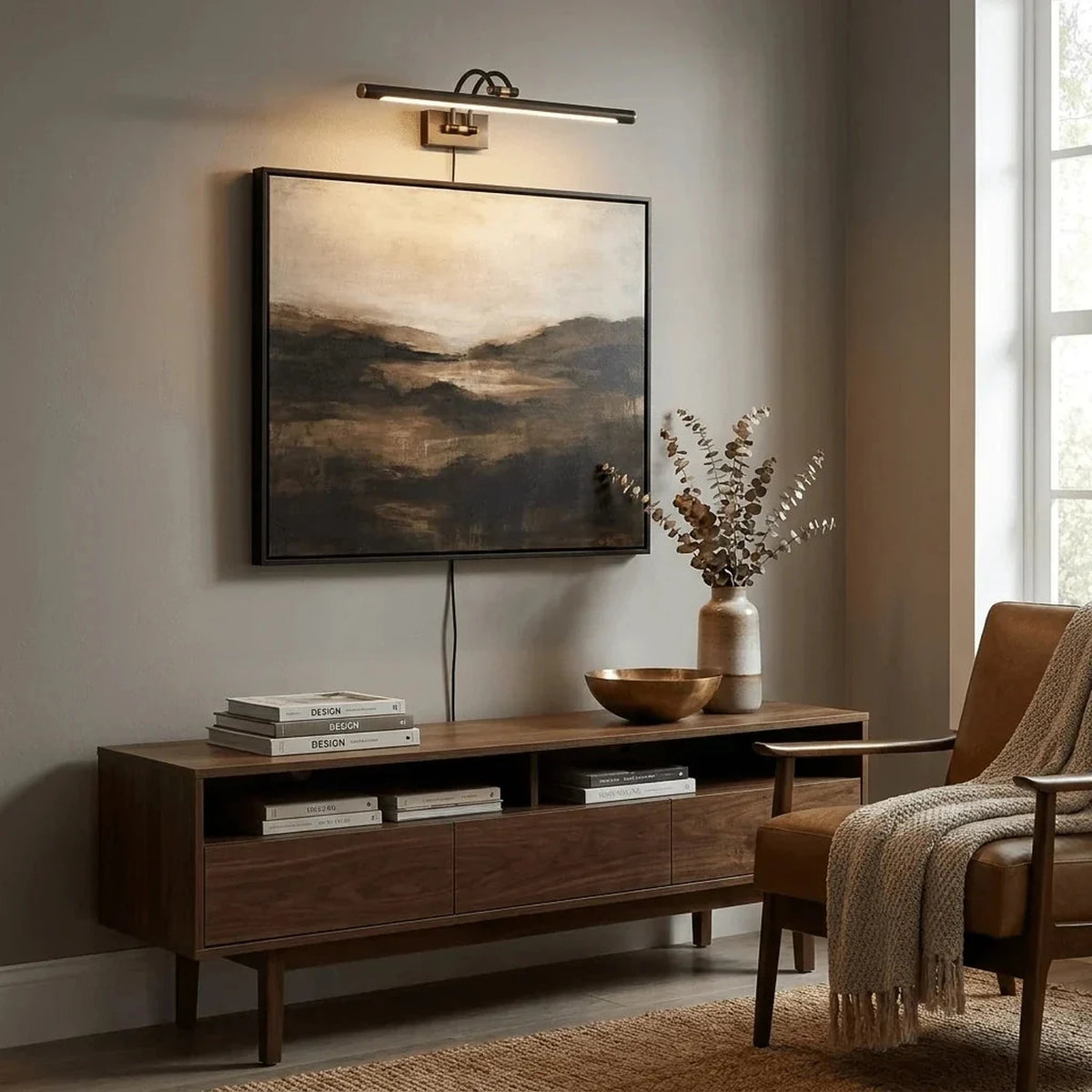 Artwork Display Curved Picture Light in brass for Living Room by AUVIELIGHT
