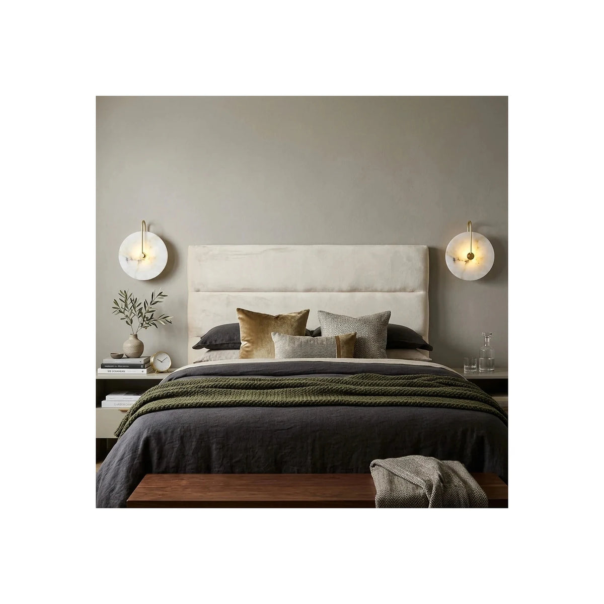 Aura Alabaster Disc Wall Sconce light fixture by AUVIELIGHT
