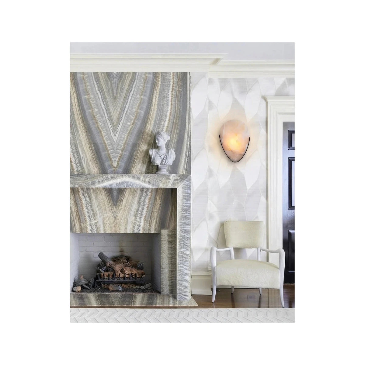 AuraStone Oval Alabaster Wall Sconce light fixture by AUVIELIGHT