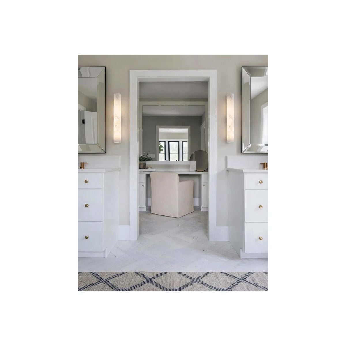Columnar Rectangular Alabaster Wall Sconce light fixture by AUVIELIGHT