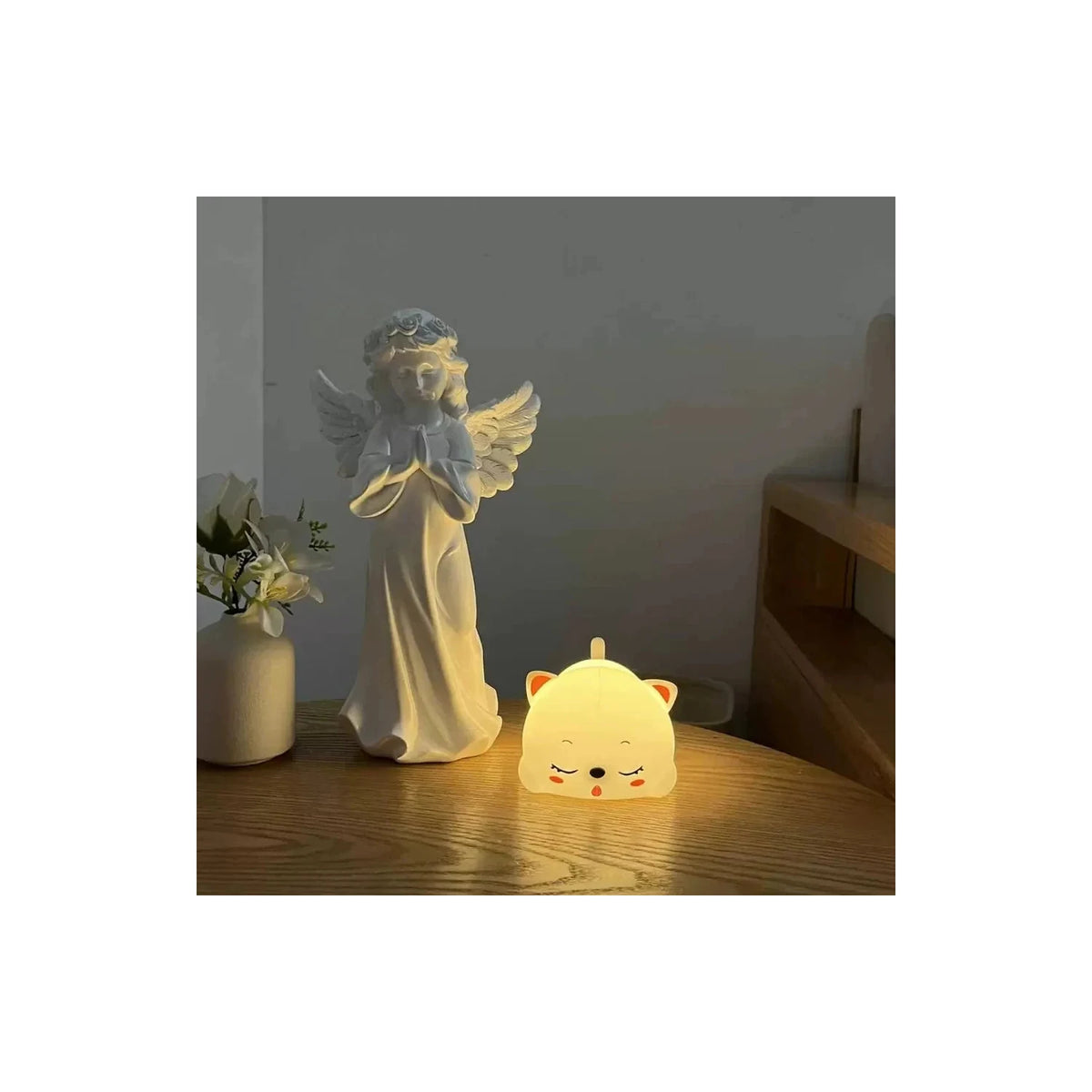 Cute Sleeping Cat Silicone LED Night Light by AUVIELIGHT