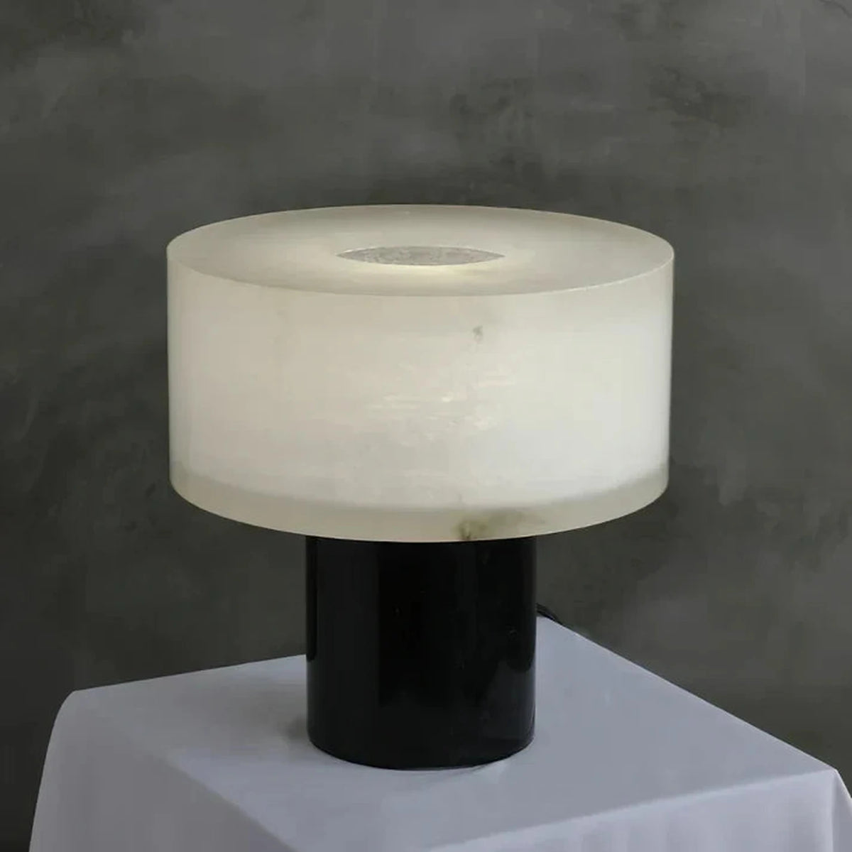 Drum Table Lamp in black alabaster for Living Room light fixture by AUVIELIGHT, D 30cm x H 30cm / ∅ 11.8″ x H 11.8″ / Black＆White / AU plug and