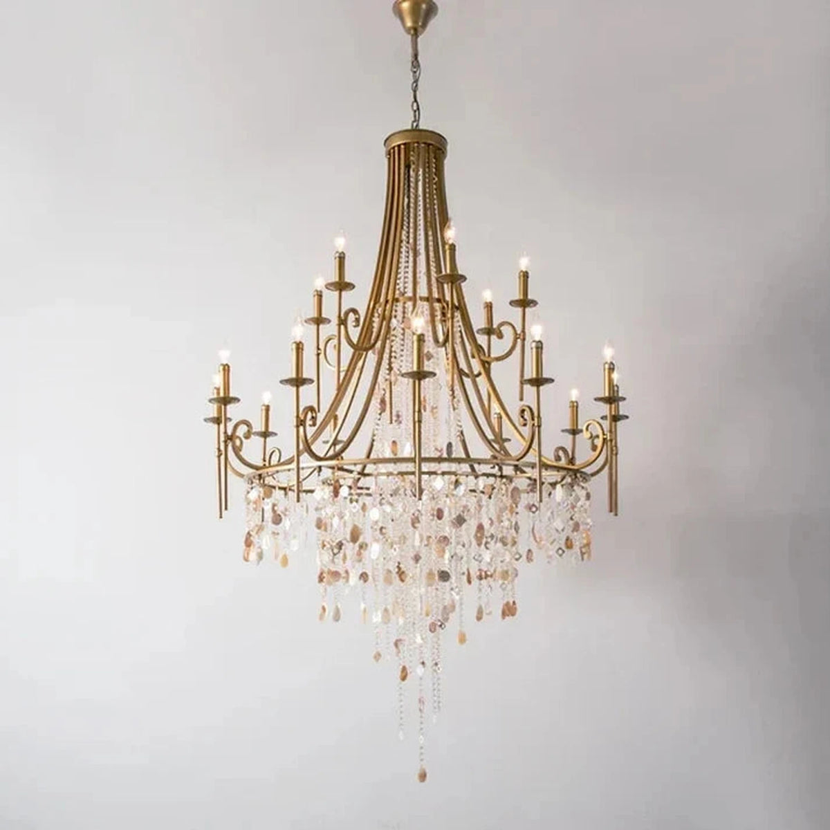 Empire Chandelier in antique brass for Dining Room light fixture by AUVIELIGHT, 12+6 heads D 120cm x H 180cm / ∅ 47.2″ x H 70.9″ / Brass