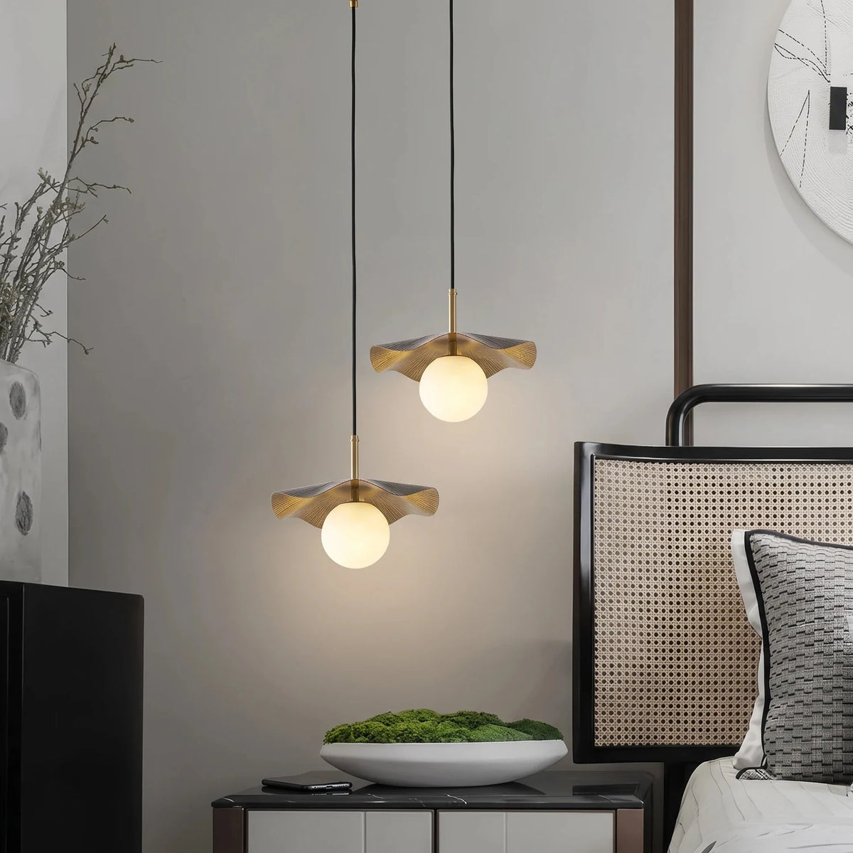 Lotus Wavy Alabaster Pendant Light by AUVIELIGHT
