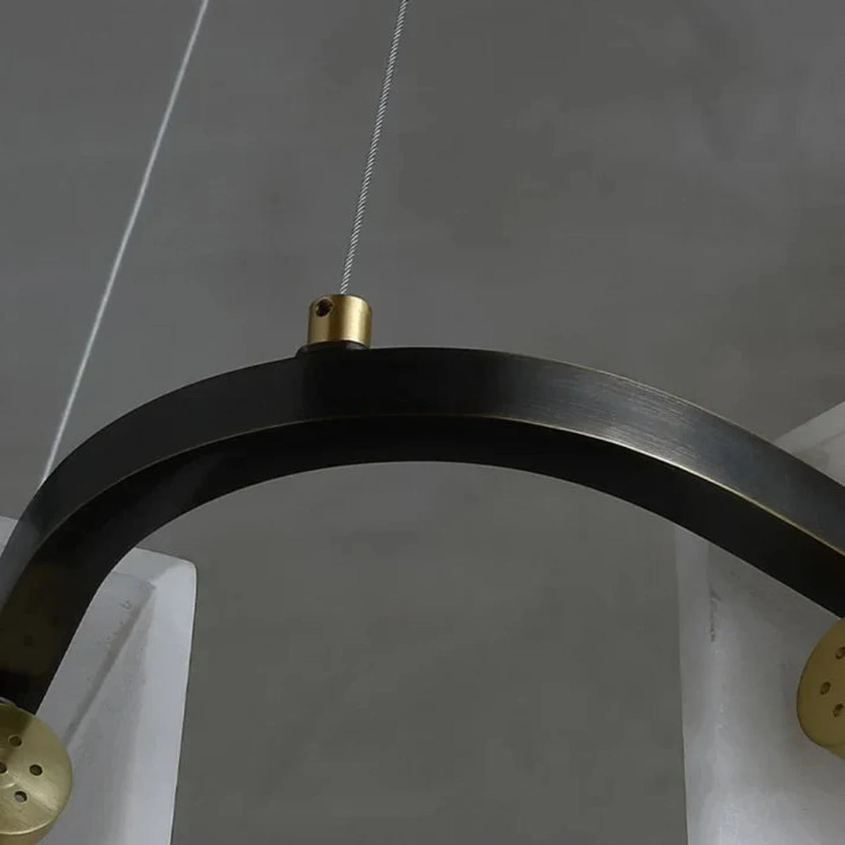 Modern Curved Ring Chandelier in alabaster for Dining Room by AUVIELIGHT