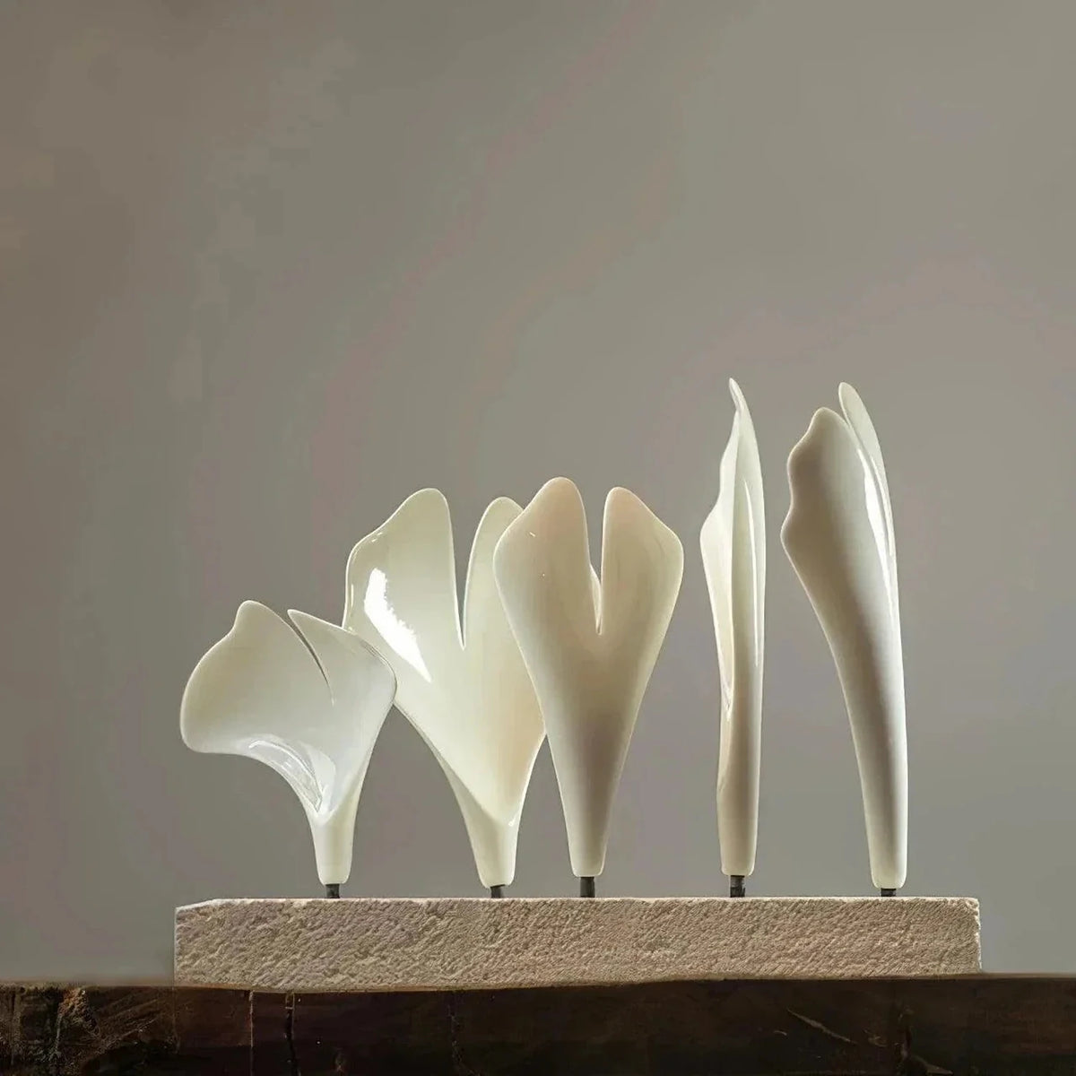 Modern Ginkgo Leaf Chandelier in ceramic for Dining Room by AUVIELIGHT
