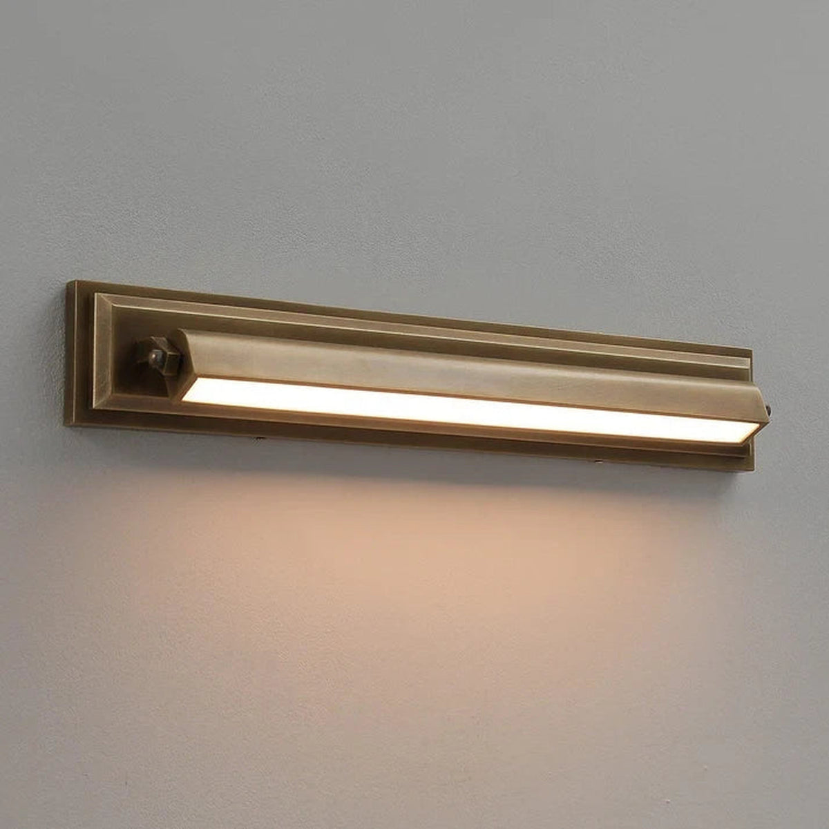 Modern Picture Light in antique brass for Living Room by AUVIELIGHT