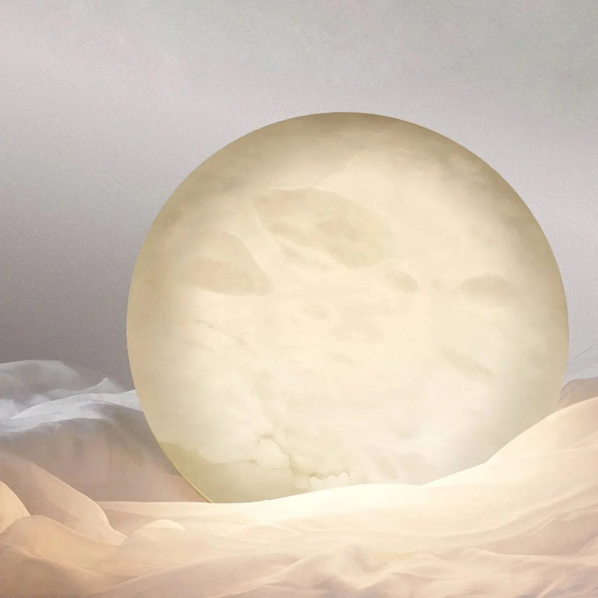 Nido Alabaster Bedside Wall Light by AUVIELIGHT