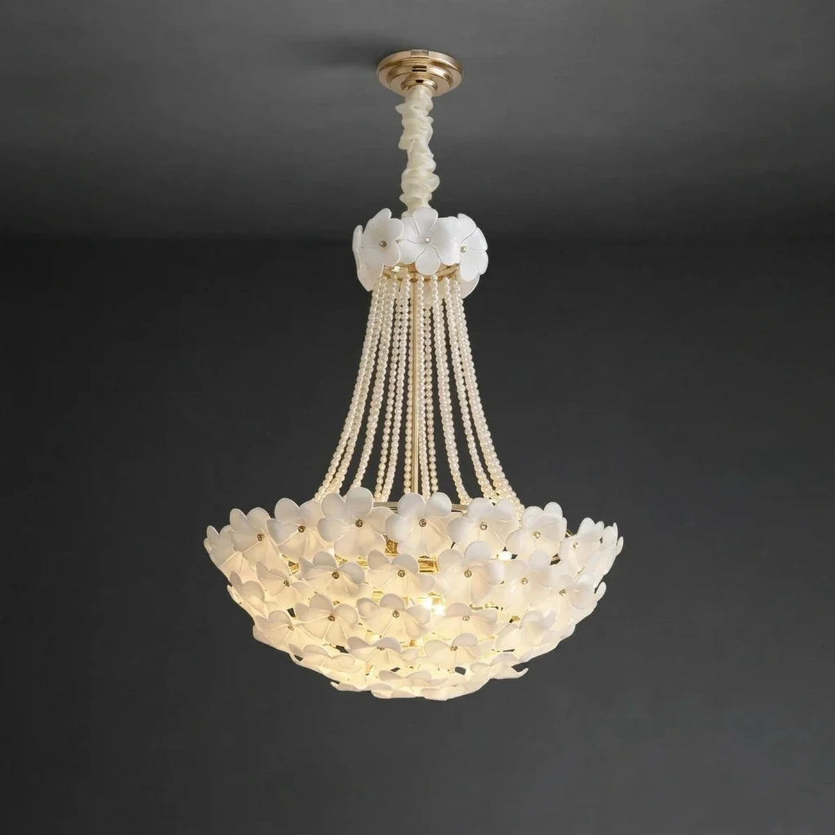 Pearl Petal Light in white for Living Room by AUVIELIGHT, Dia 50cm x H 51cm / ∅ 19.7" x H 20.1" / White