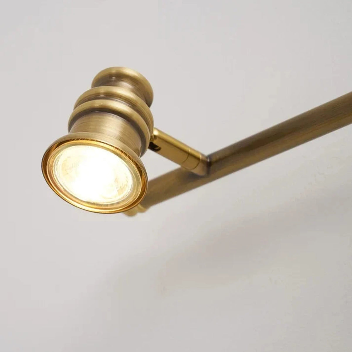 Quad Gallery Picture Light for Living Room by AUVIELIGHT